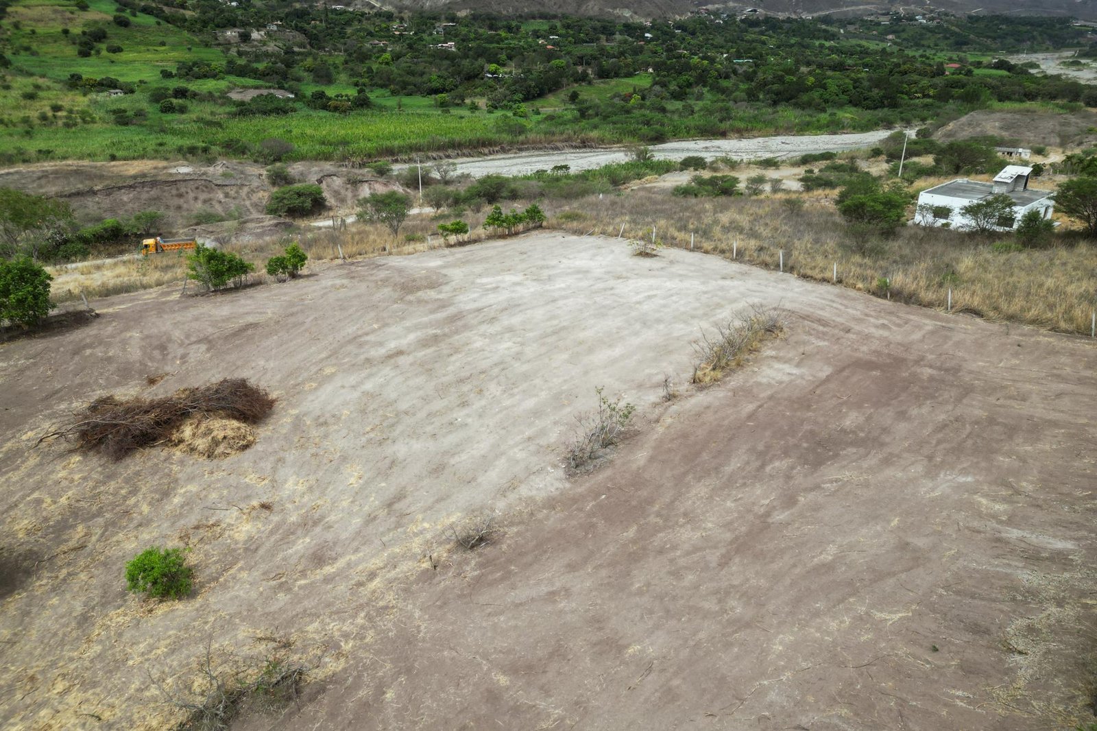 Terreno en Venta en  Yunguilla, sector Lacay Bajo - Imagen 4