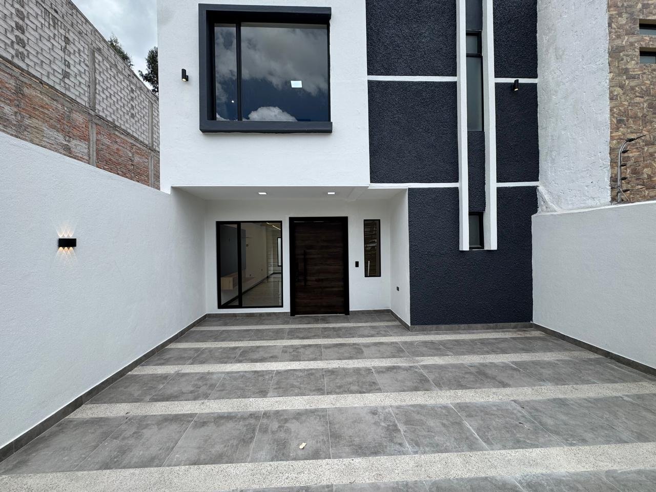 Casa en venta, Sector RACAR PLAZA - Imagen 2
