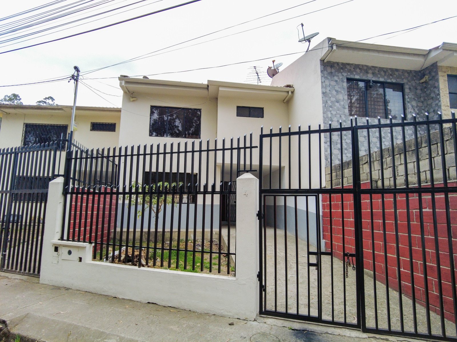 CASA EN VENTA, SECTOR MAYANCELA